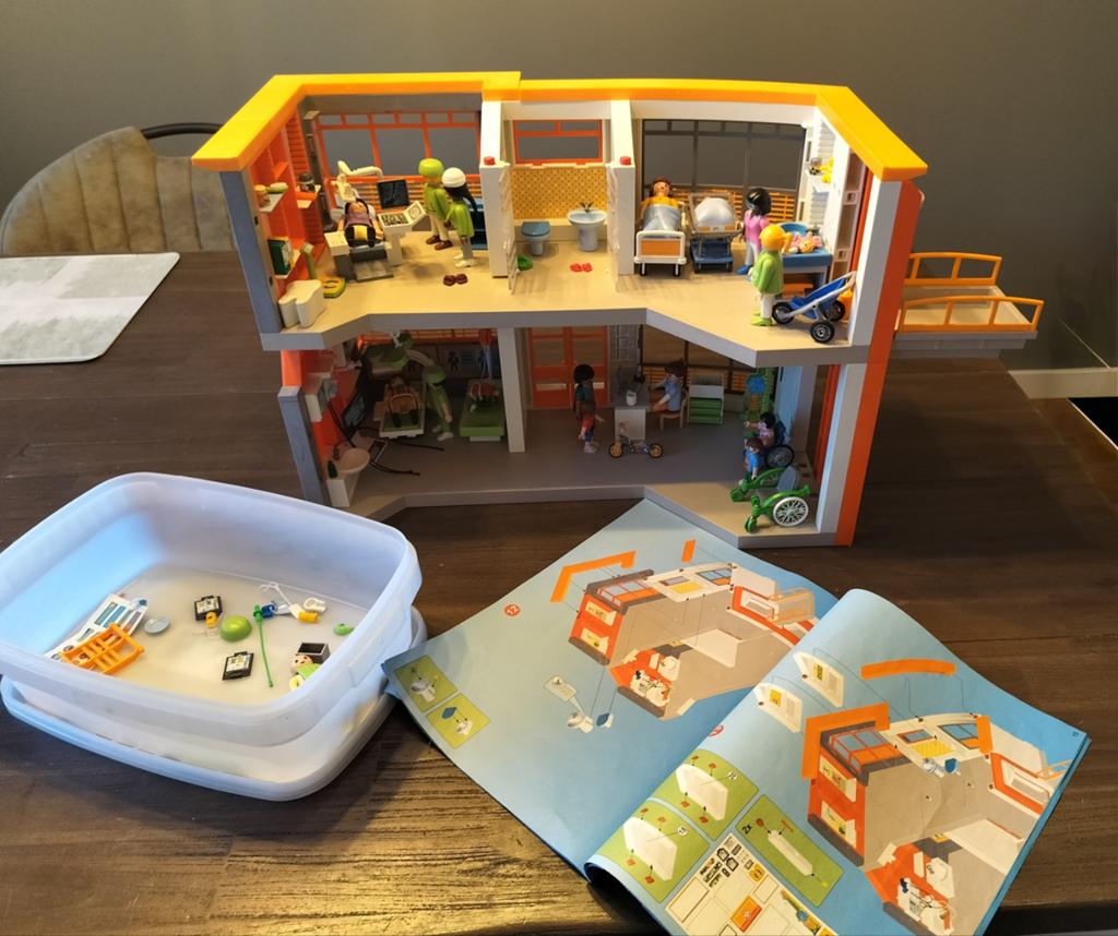 Playmobil Ziekenhuis met veel accessoires, Ophalen, Zo goed als nieuw, Jongen of Meisje