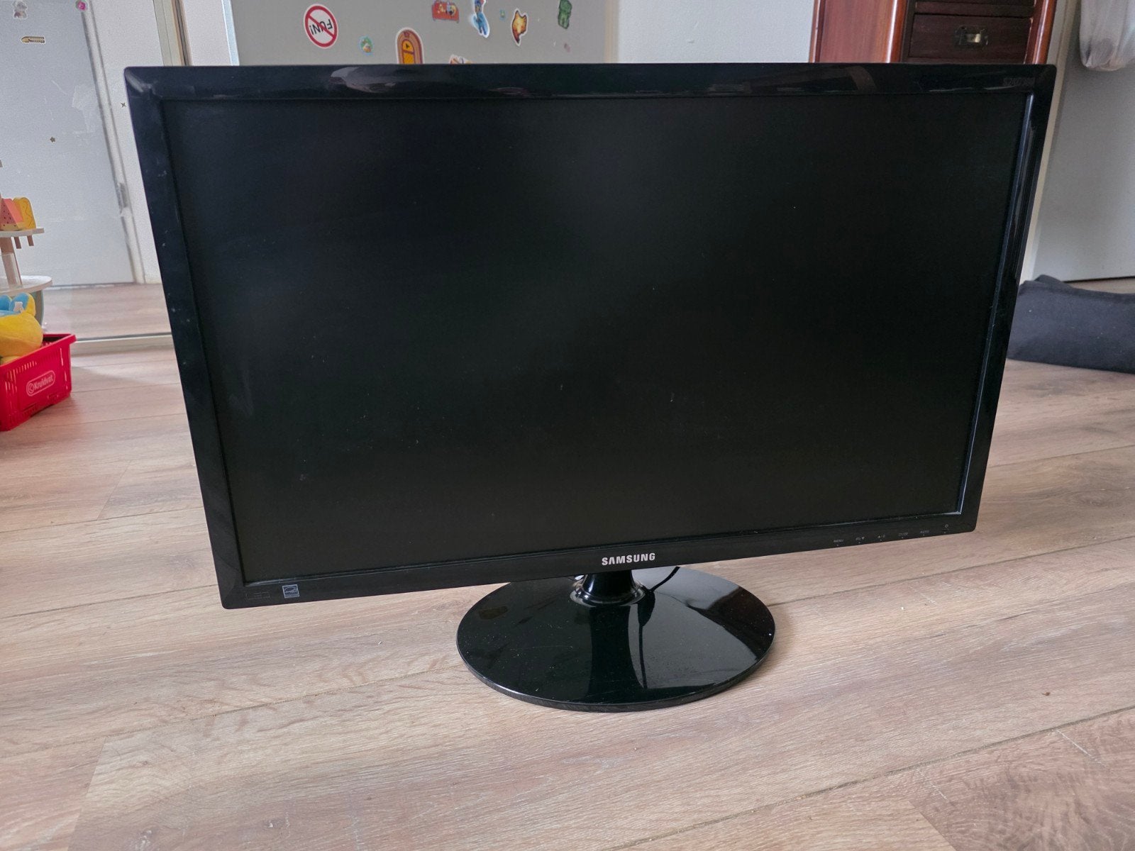 Samsung S24D300H Monitor - Full HD, HDMI, VGA, Computers en Software, Ophalen