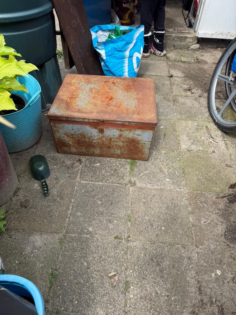 Stalen kist, Ophalen, Zo goed als nieuw, 50 tot 100 cm, Minder dan 50 cm