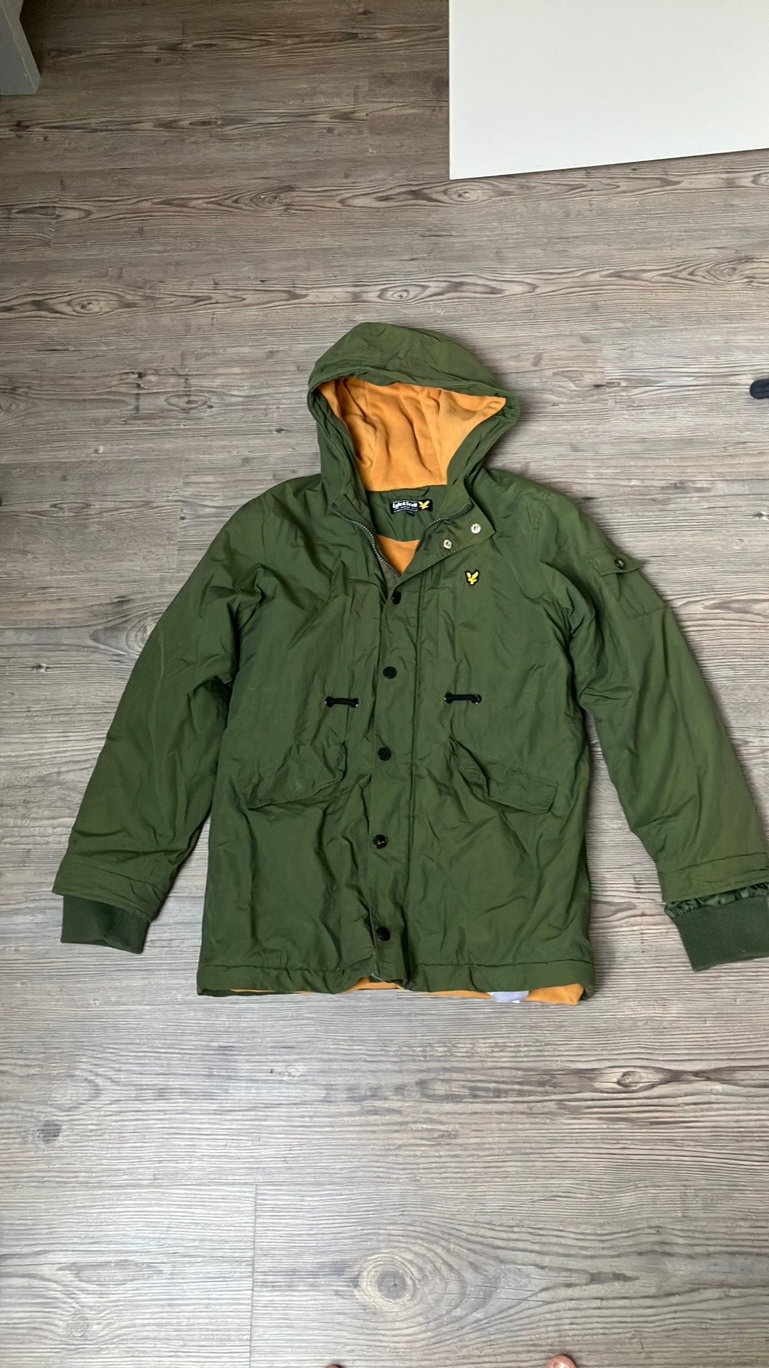 Nette winterjas Lyle & Scott groen, Kinderen en Baby's, Kinderkleding | Maat 164, Ophalen of Verzenden, Gebruikt, Jongen, Jas