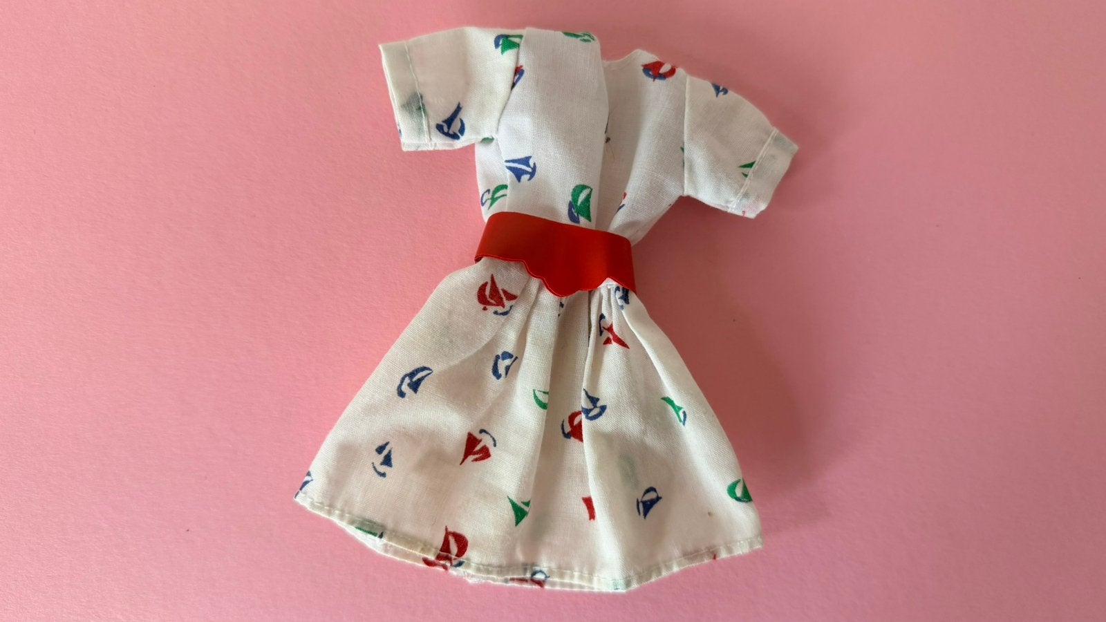 Barbie SINDY Funtime jurkje, Ophalen of Verzenden, Zo goed als nieuw, Kleertjes