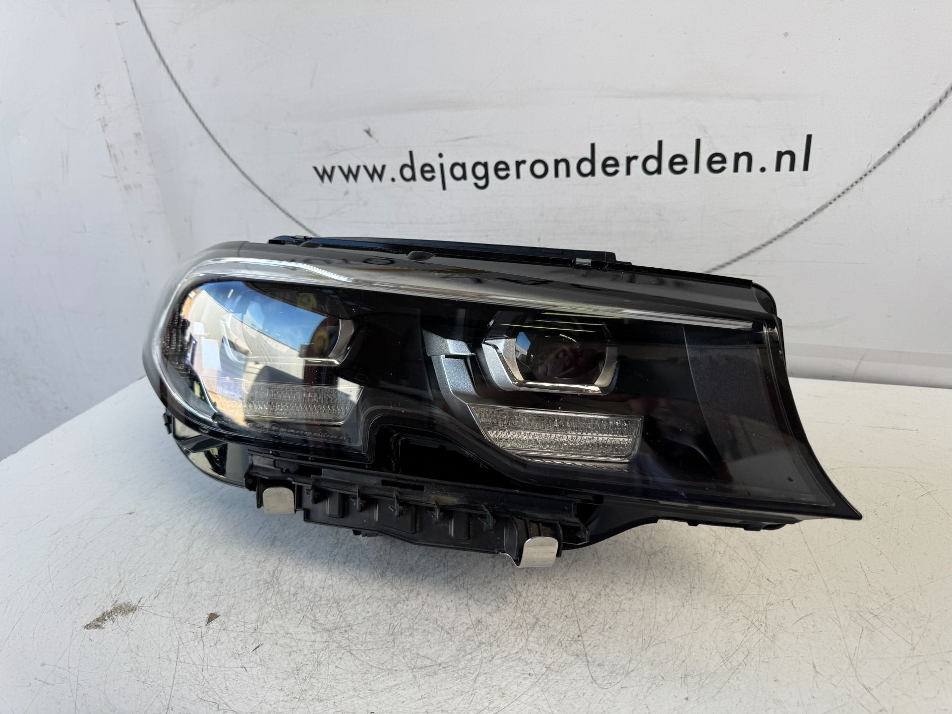 BMW 3 SERIE G20 G21 LED KOPLAMP RECHTS 9481696, Auto-onderdelen, Verlichting, Petuelring 130
80788  Munich, DE, Gebruikt, Info@bmw.de