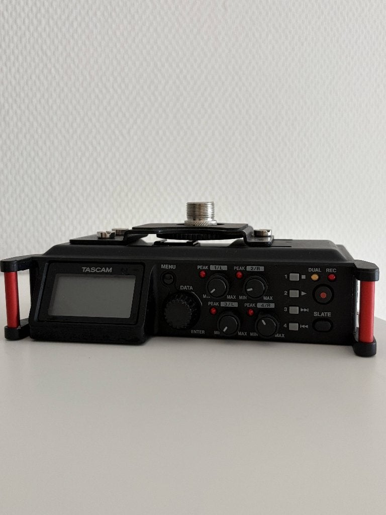 Tascam DR 70D Linear PCM recorder, Ophalen of Verzenden, Zo goed als nieuw, Audio