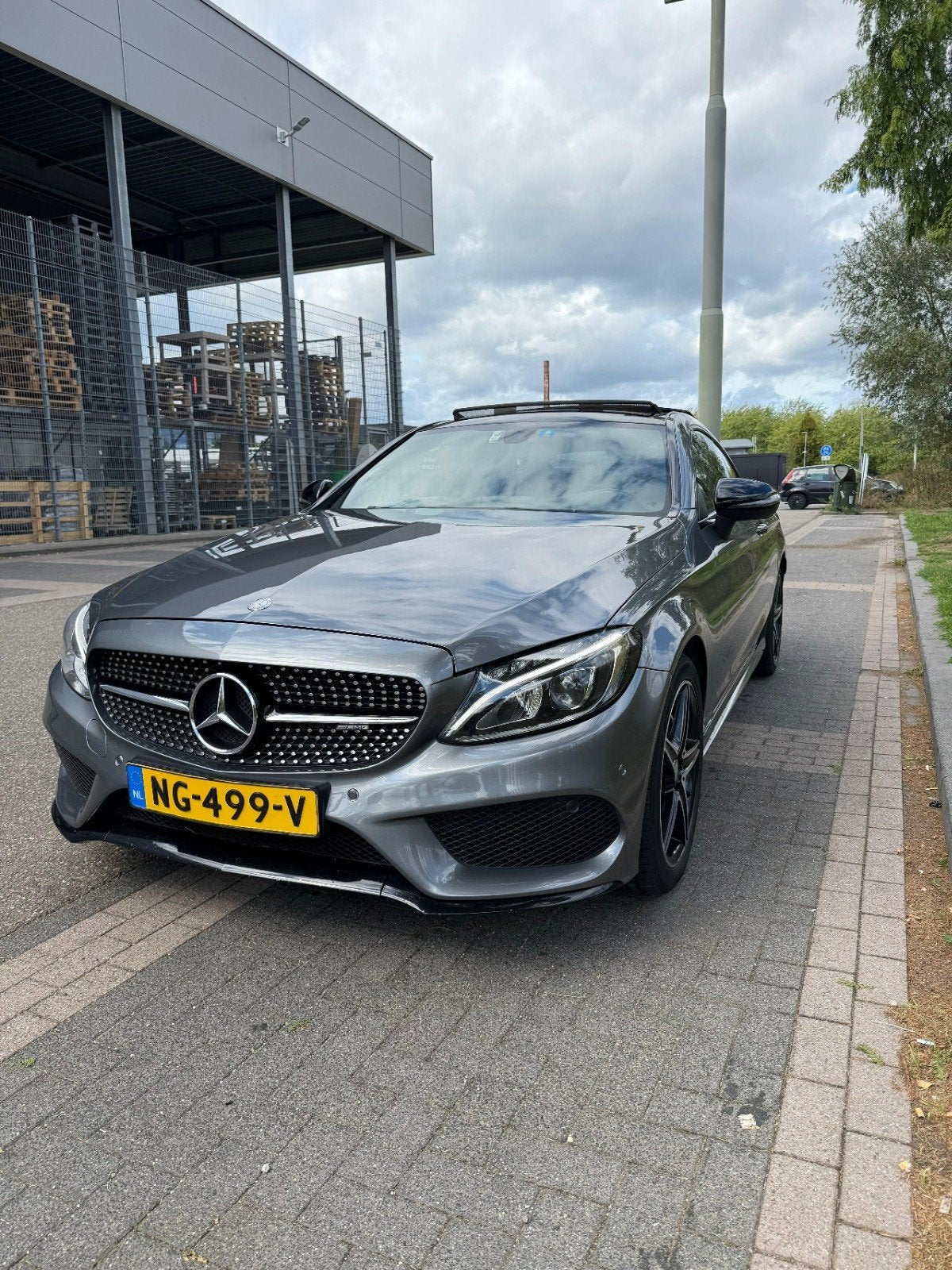 Mercedes-Benz C-Klasse C180 1.6 115KW Coupe 7G-TR+ 2017, Automaat, Achterwielaandrijving, 1800 kg, Zwart