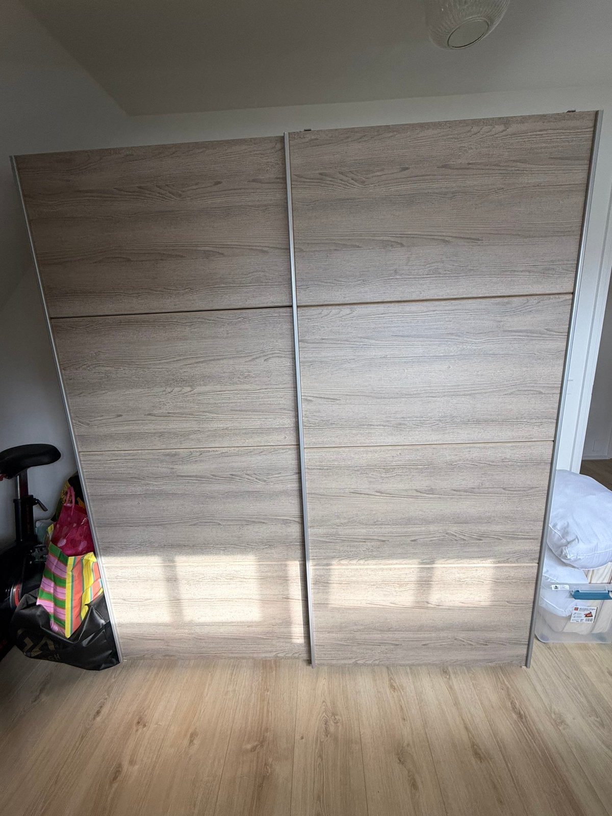 Grote kledingkast met schuifdeuren, Ophalen, Met deur(en), Gebruikt, 200 cm of meer