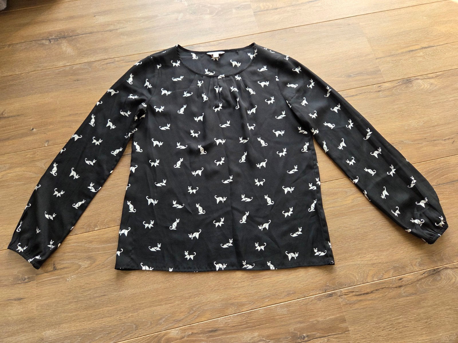 Esprit blouse met kattenprint, maat 34 (XS), Kleding | Dames, Zwart, Ophalen of Verzenden, Zo goed als nieuw, Maat 34 (XS) of kleiner