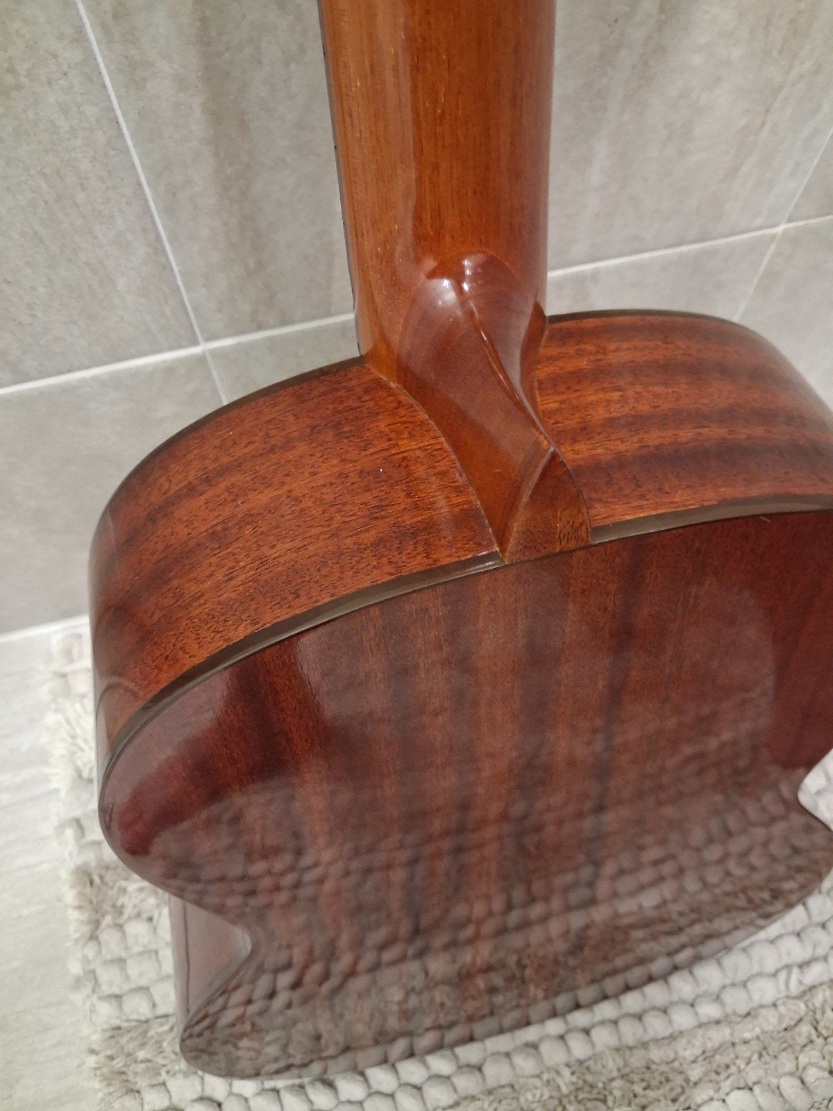 Foto 16 van Vintage Japanse Avora A550 klassieke gitaar 1970 topstaat.