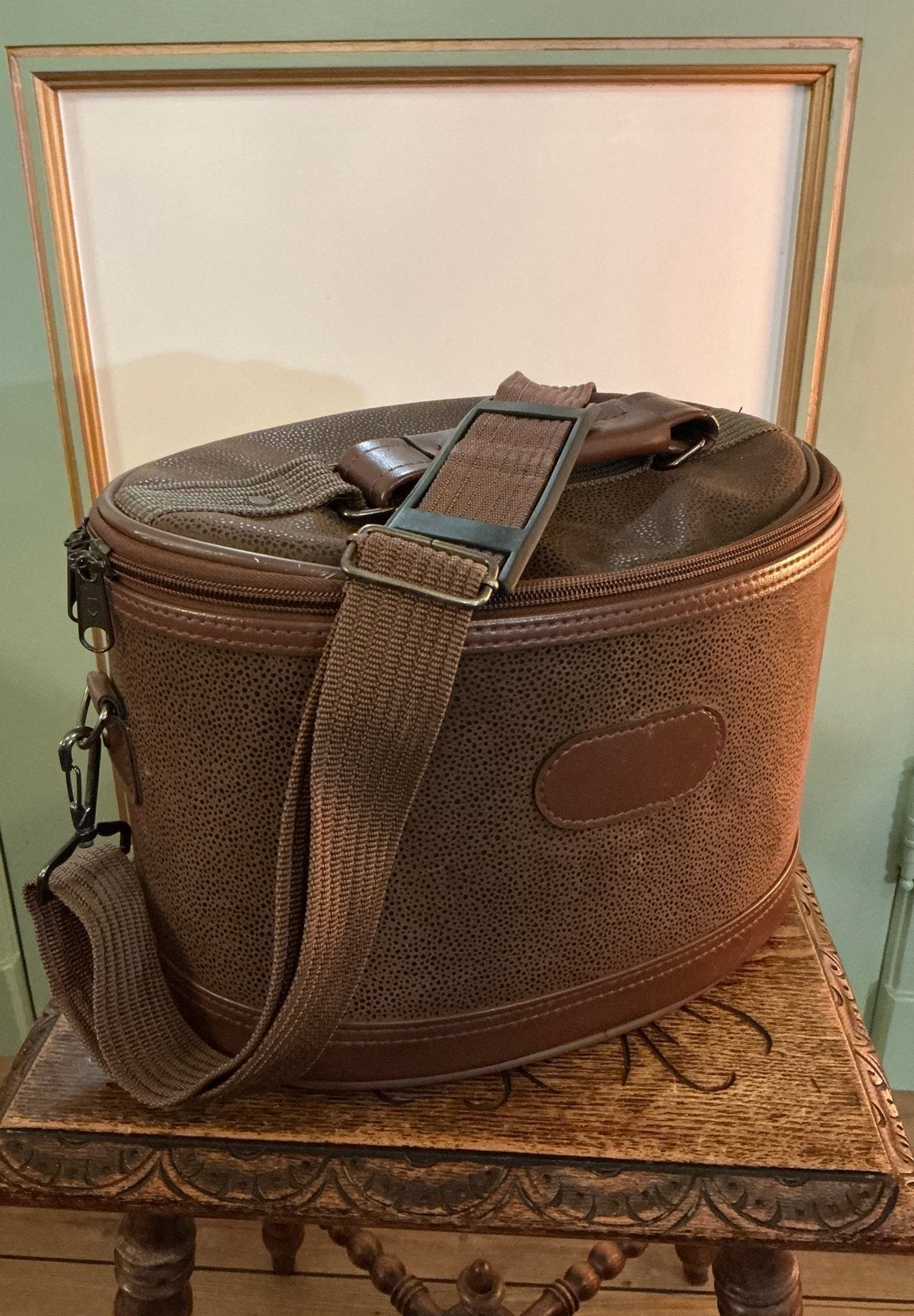 Donkerbruine beauty case, soort reptielenprint. Schouderriem, Ophalen of Verzenden, Zo goed als nieuw, Bruin, Minder dan 35 cm