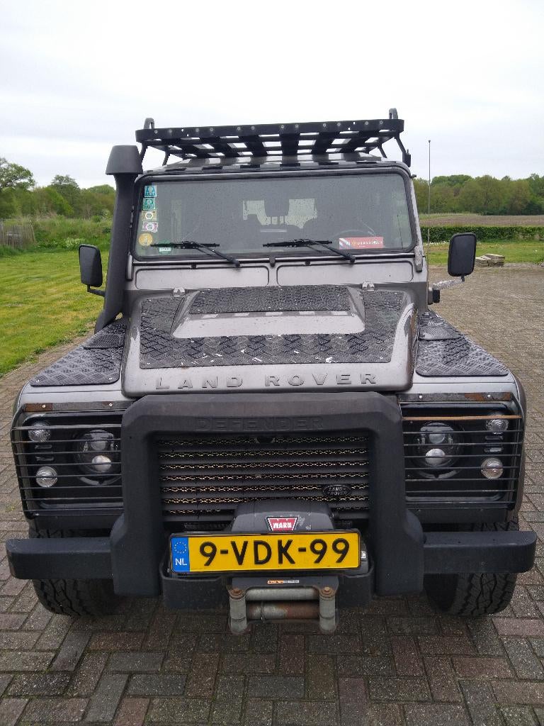 Land Rover Defender 130 Crewcab DC 4WD 2009, Euro 5, Land Rover, Zwart, 4 cilinders