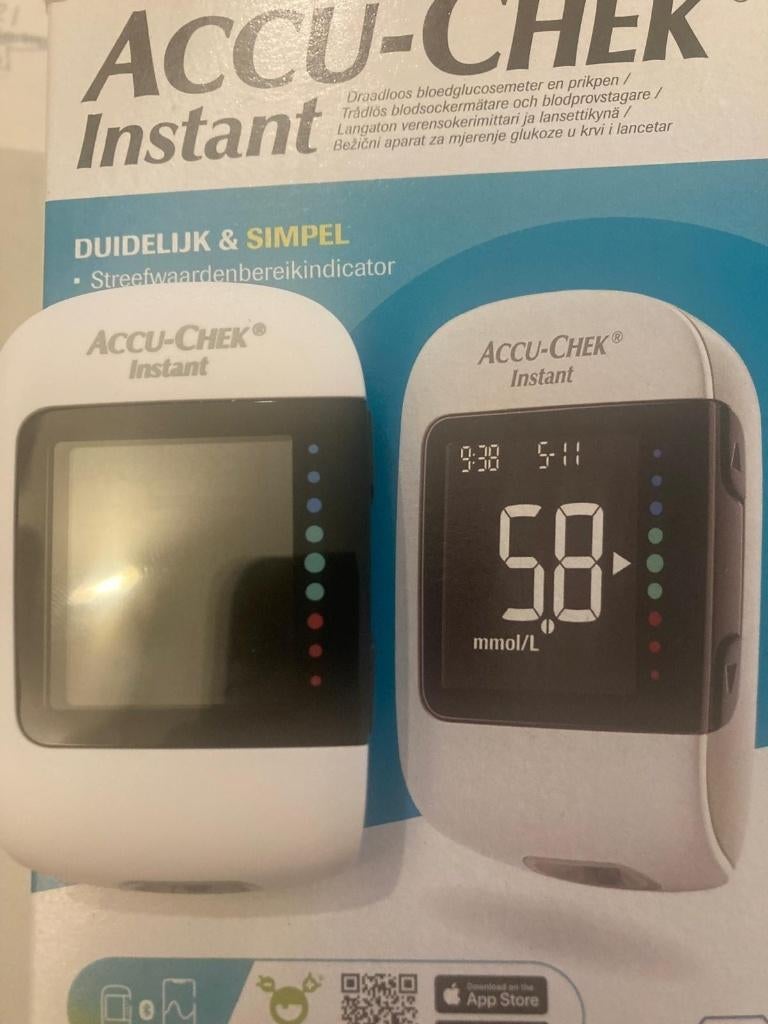 De NIEUWSTE Accu-Chek Instant bloedglucosemeter., Verzenden, Nieuw