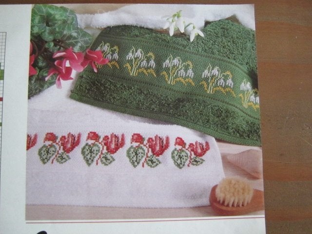Borduurpatroon  Sneeuwklokjes en Bloemen  nr 3590, Verzenden, Zo goed als nieuw, Handborduren, Patroon