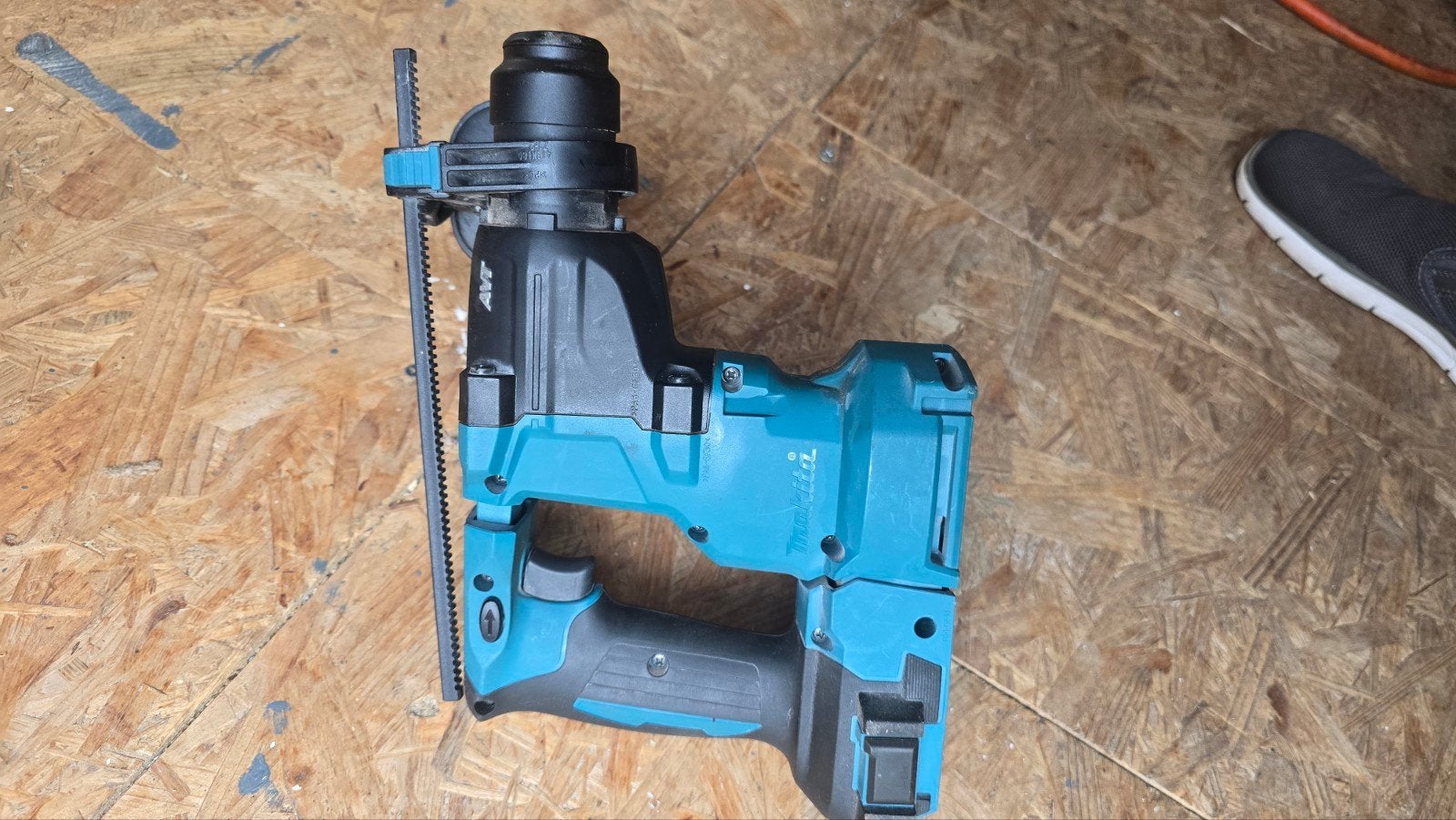 Makita DHR183 Accu Boorhamer - Zo goed als nieuw, 600 watt of meer, Boor- en/of Breekhamer, Ophalen of Verzenden, Zo goed als nieuw