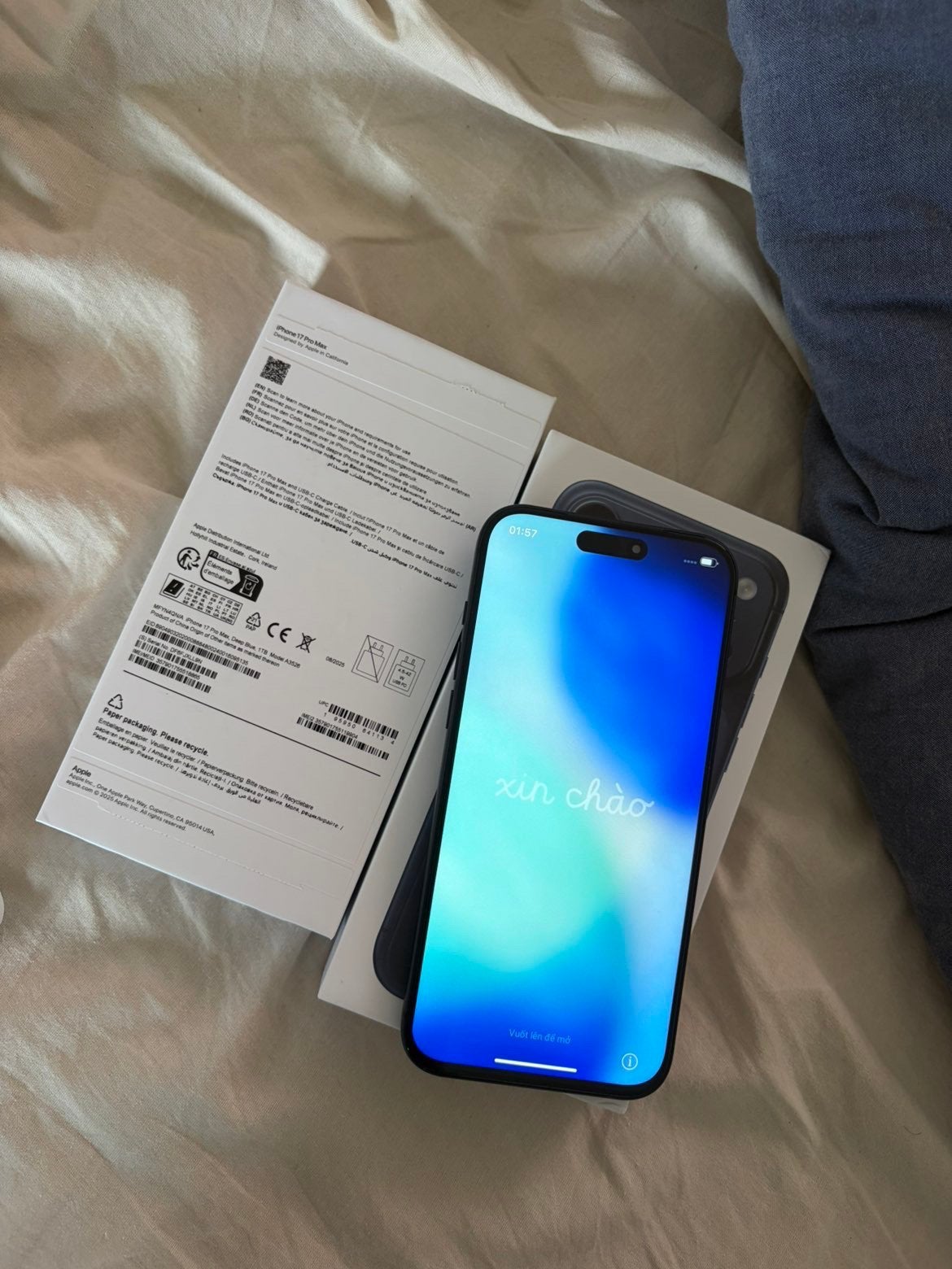 Iphone 17 pro max 1TB Navy Blue , met factuur, Telecommunicatie, Mobiele telefoons | Apple iPhone, Ophalen, Blauw, IPhone 15 Pro Max