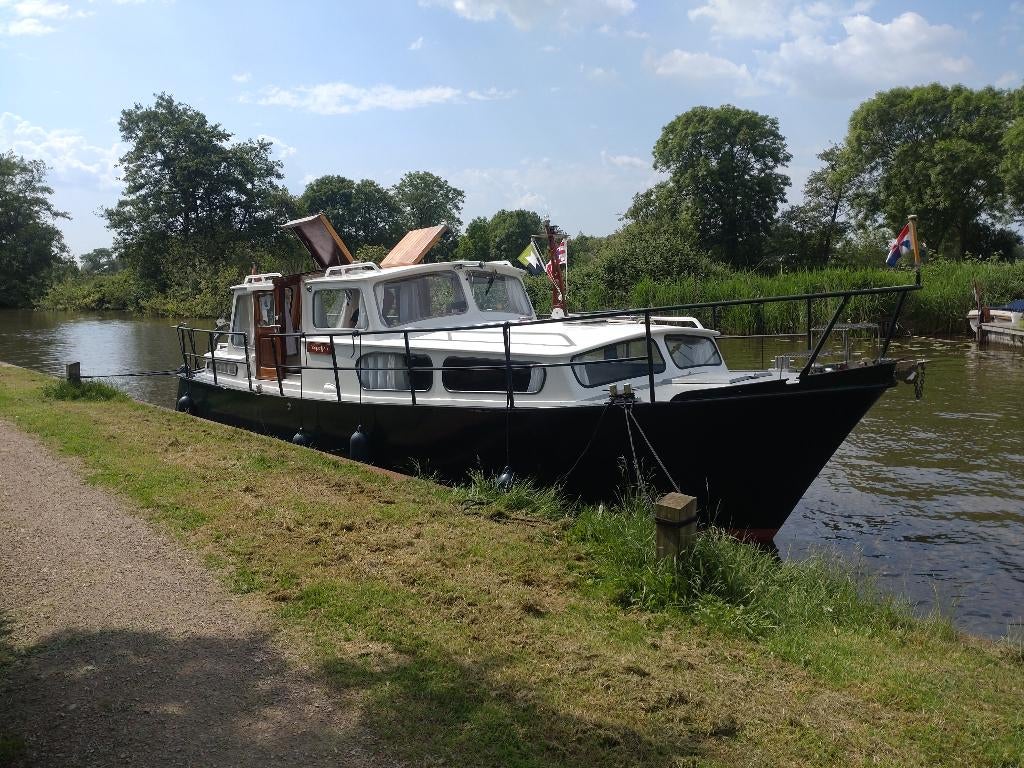 Bieze Kruiser  10x3m kop/hek schroef generator3.5kv, Watersport en Boten, Motorboten en Motorjachten, Ophalen, Gebruikt, Staal