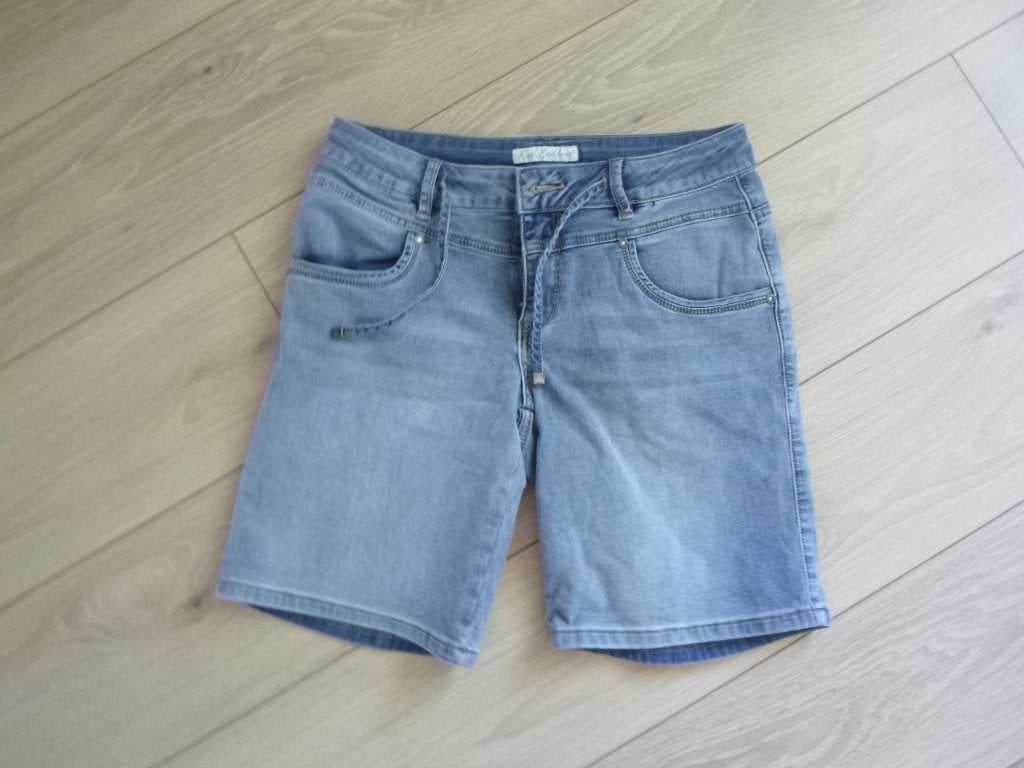 Red button korte spijkerbroek,mt 36 SRB2958 relax short zgan, Kleding | Dames, Kort, Zo goed als nieuw, Maat 36 (S), Red Button