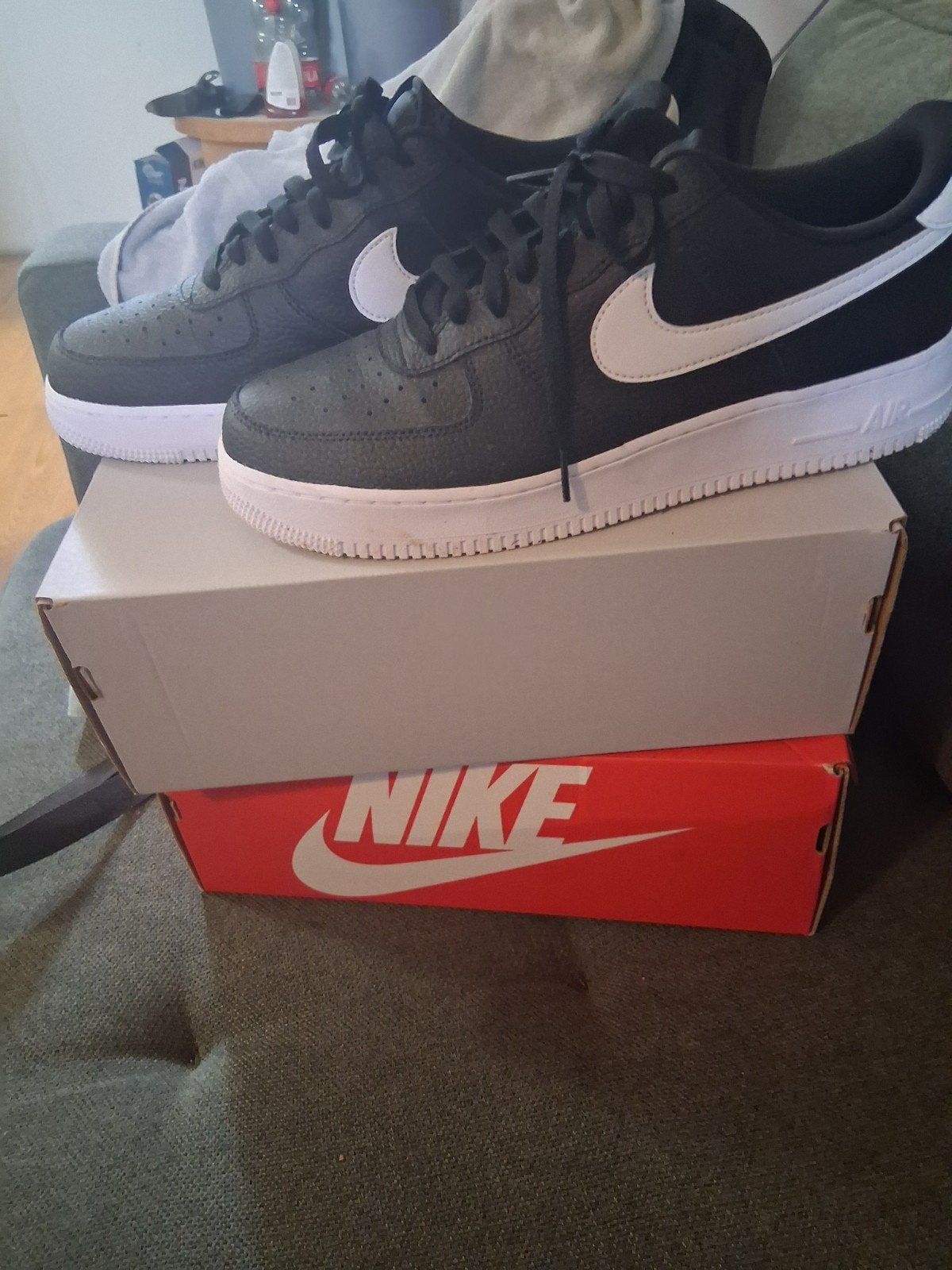 Nike Air Force 1 Zwart Wit - Zo goed als nieuw, Kleding | Heren, Schoenen, Zwart, Nike, Ophalen of Verzenden, Sneakers of Gympen