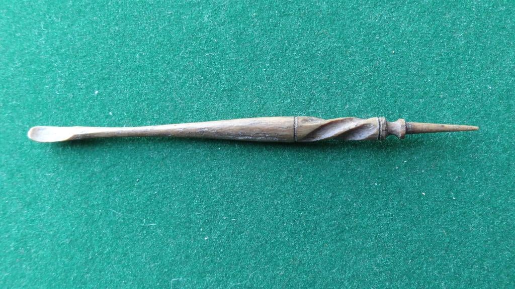 Bodemvondst Medisch 17e eeuw Oorlepel en Tandenstoker, Antiek en Kunst, Antiek | Gereedschap en Instrumenten, Ophalen of Verzenden