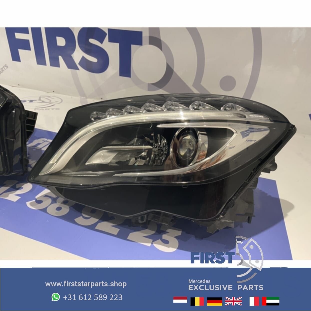 W156 GLA 45 AMG INTELLIGENT LIGHT SYSTEM KOPLAMP LINKS origi, Gebruikt, -, Ophalen of Verzenden, -