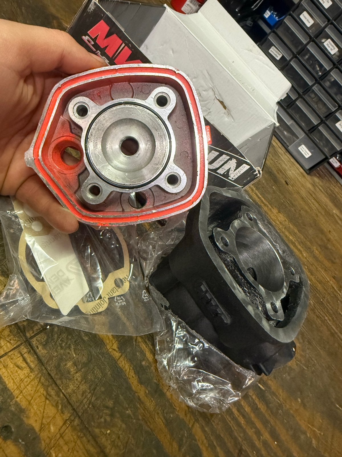 MVT Iron 90cc cilinder voor AM6 (nieuw, zonder zuiger), Am6, Am6, Nieuw, Ophalen of Verzenden