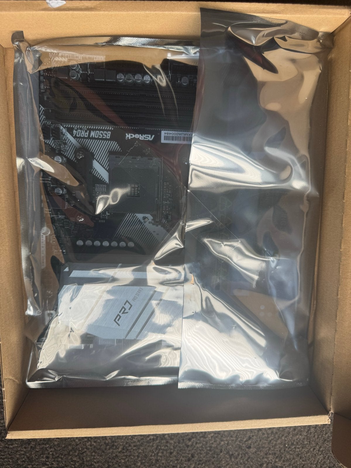 ASRock B550M Pro4 Moederbord - Nieuw in doos, Computers en Software, Moederborden, Nieuw, AMD, DDR4, Ophalen of Verzenden