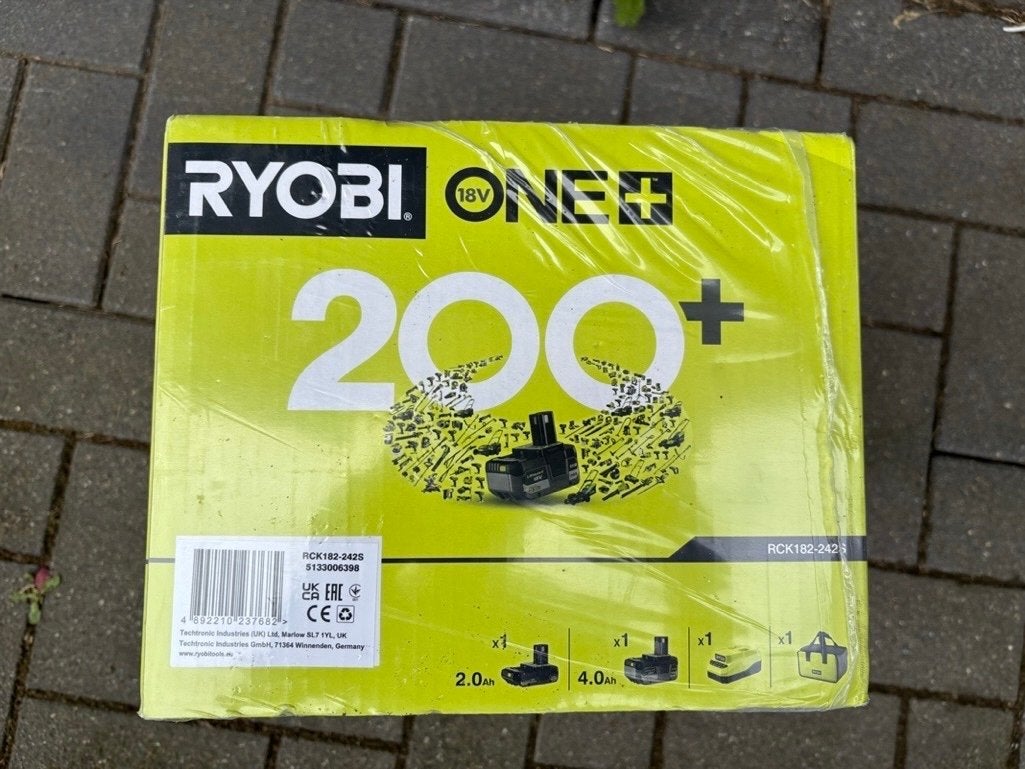 RYOBI ONE+ 18V Comboset: Klopboormachine + Haakse Slijper, Doe-het-zelf en Verbouw, Techtronic Industries EMEA Limited, 600 watt of meer