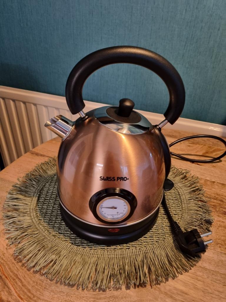 Retro waterkoker, Witgoed en Apparatuur, Waterkokers, 1 tot 2 liter, Ophalen, Zo goed als nieuw
