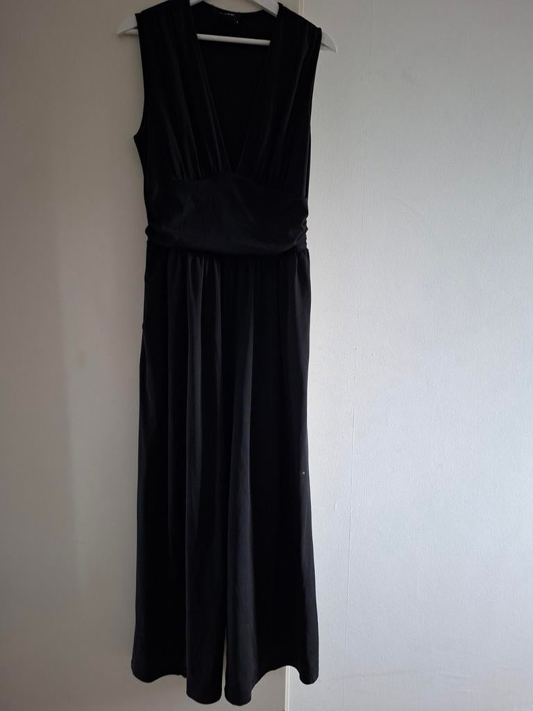 Zwarte jumpsuit met wijde pijpen, Maat 38/40 (M), Zwart, Ophalen of Verzenden, Onbekend