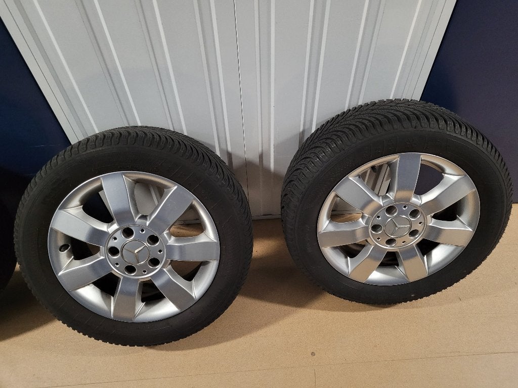 MB A-Klasse W169 Velgenset met winterbanden, Auto-onderdelen, Banden en Velgen, Ophalen, Gebruikt, 16 inch, Banden en Velgen