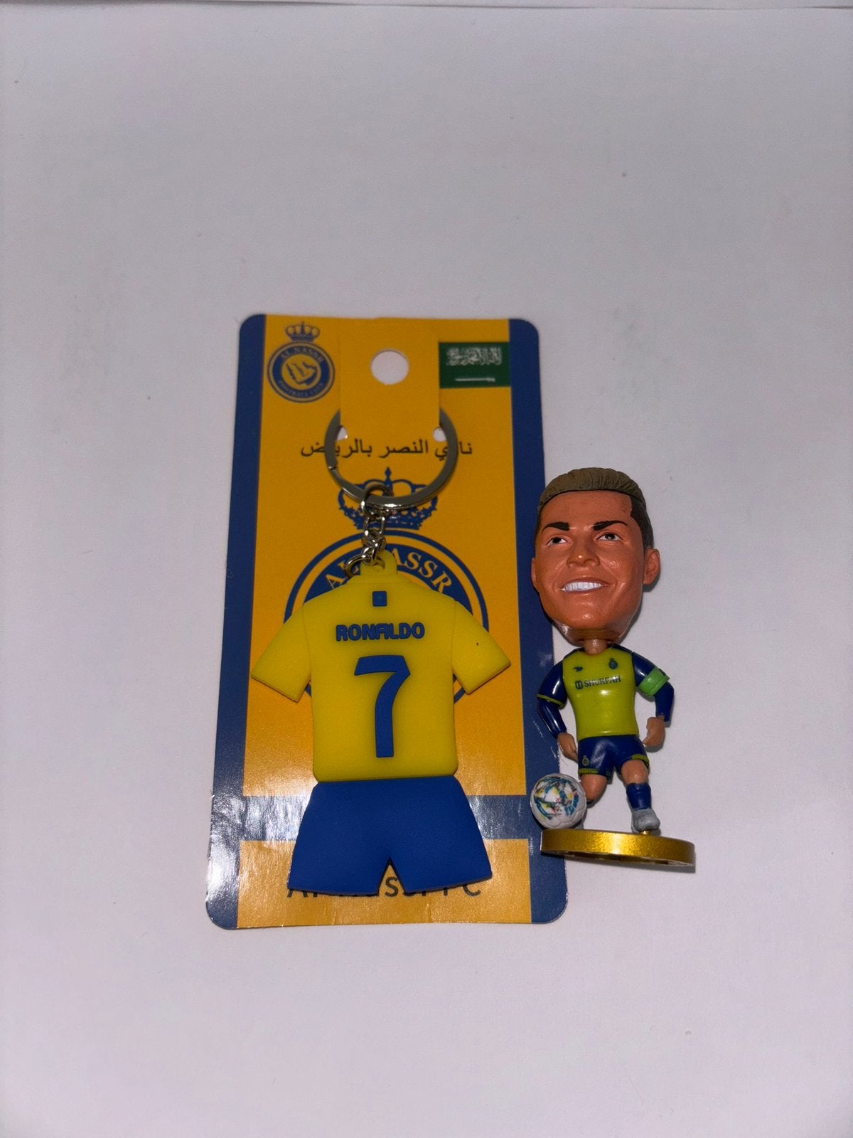 Ronaldo bundel klein - Al nassr, Verzamelen, Ophalen of Verzenden, Nieuw, Buitenlandse clubs, Beeldje of Poppetje
