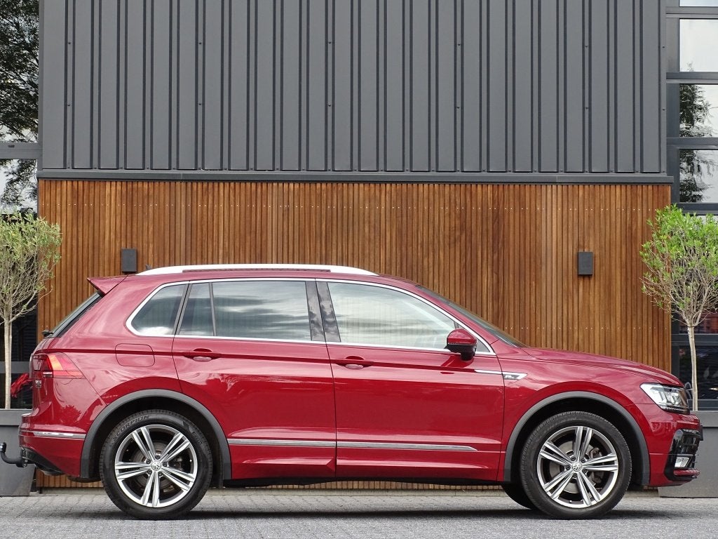 Volkswagen Tiguan 2.0 TSI 4-Motion 180 PK / R-Line / RNS / L, Automatische klimaatregeling, Gebruikt, Euro 6, 4 cilinders