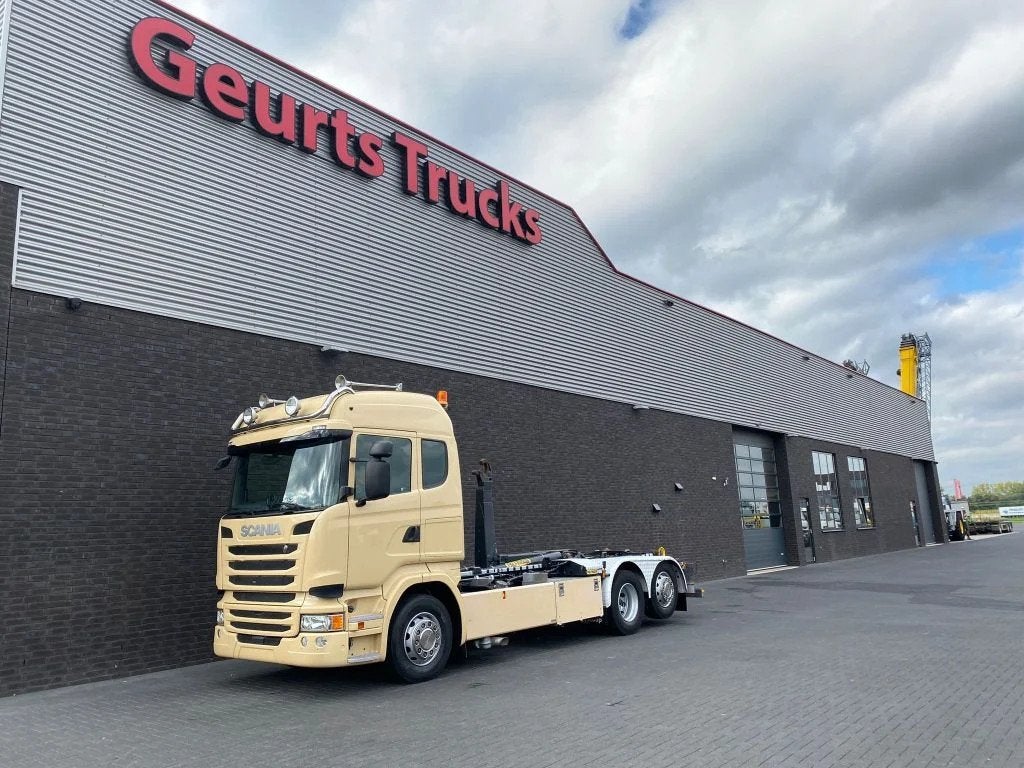 Scania R450 6X2 + PALFINGER HAAKARMSYSTEEM/ABROLLKIPPER/HOOK, Auto's, Euro 6, Scania, Beige, Bedrijf