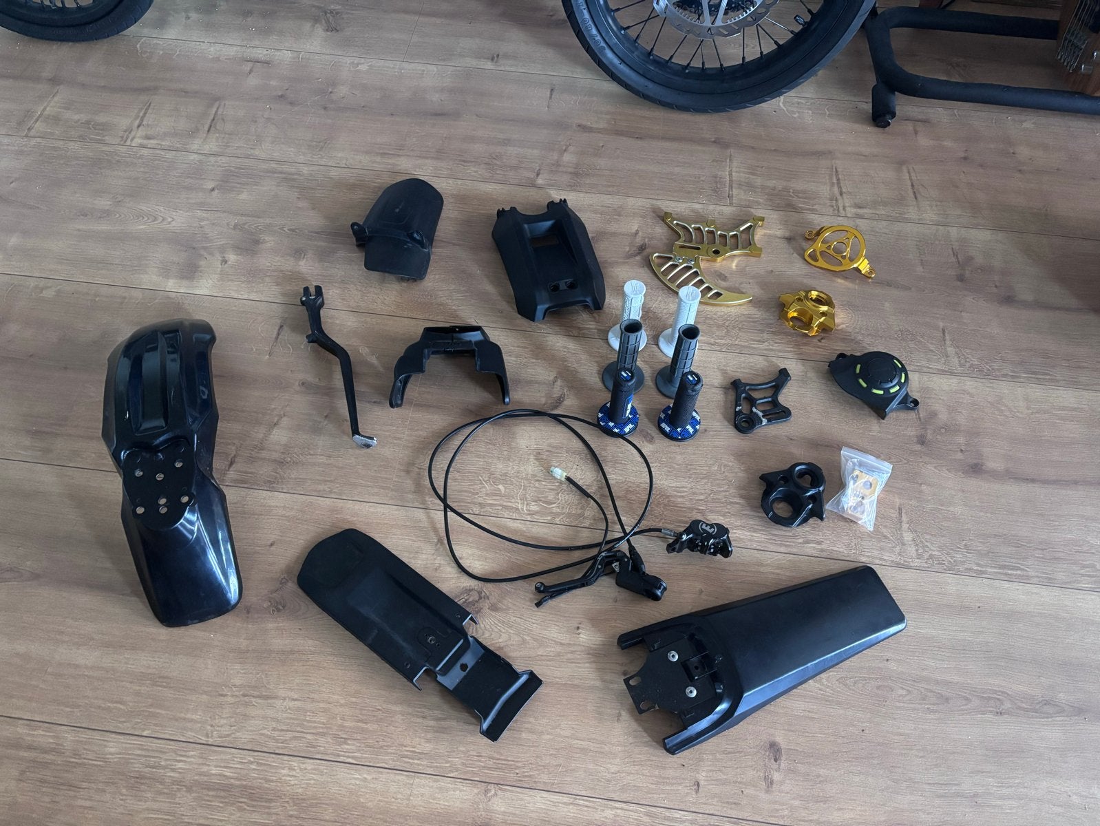 Originele Surron onderdelen - Diverse accessoires, Ophalen, Gebruikt