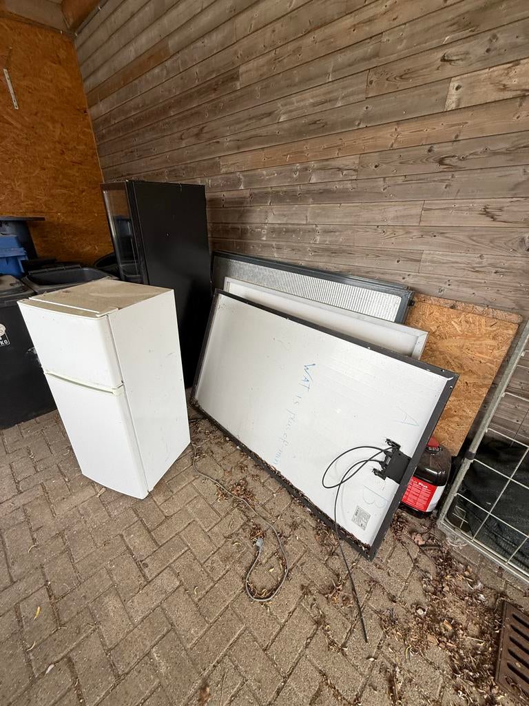 Gebruikte zonnepanelen - Diverse types beschikbaar, Doe-het-zelf en Verbouw, Zonnepanelen en Toebehoren, Ophalen, Gebruikt, Paneel