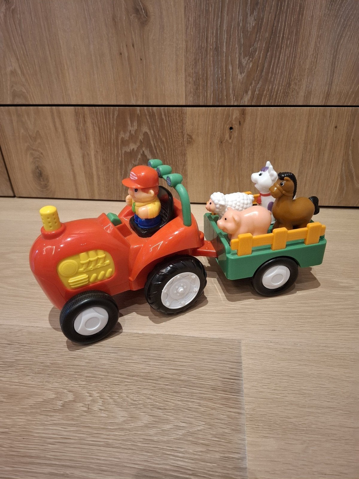 Leuke speelgoedtractor met aanhanger en boerderijdieren, Ophalen of Verzenden, Gebruikt