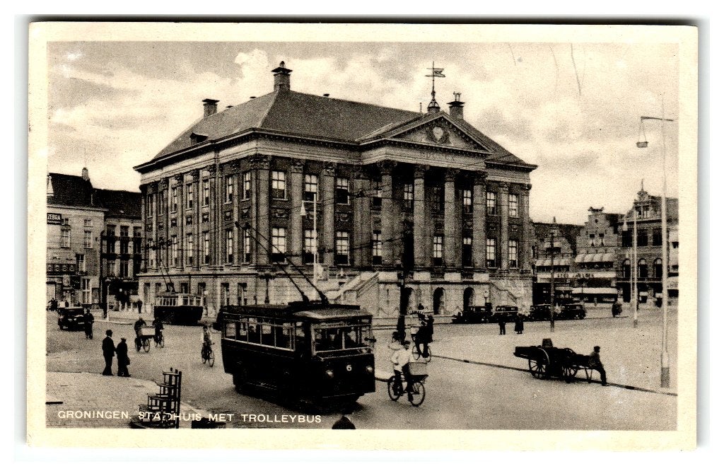 Groningen, Stadhuis met Trolleybus, Ophalen of Verzenden, 1940 tot 1960, Gelopen, Groningen