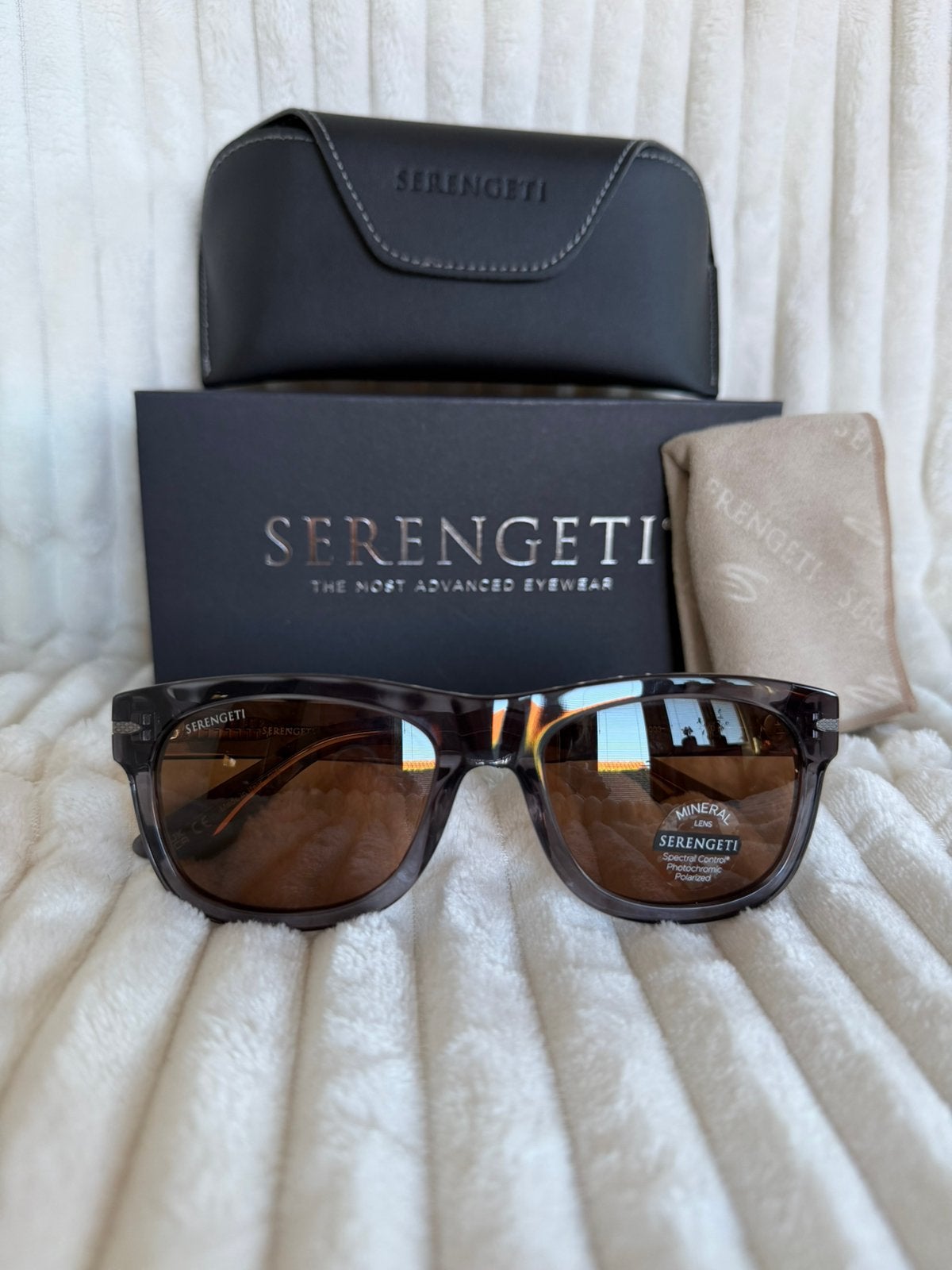 Serengeti  Foyt SS549003 incl garantie en btw-factuur, Sieraden, Tassen en Uiterlijk, Zonnebril, Verzenden, Nieuw, Nvt