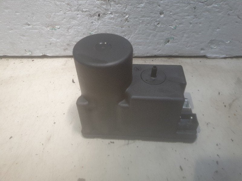 Centrale Vergrendeling Motor Audi 80 (B4) 1994 4a0862257a, Gebruikt, Auto-Union-Straße  1, Ingolstadt 85057, , Duitsland, Info@audi.de