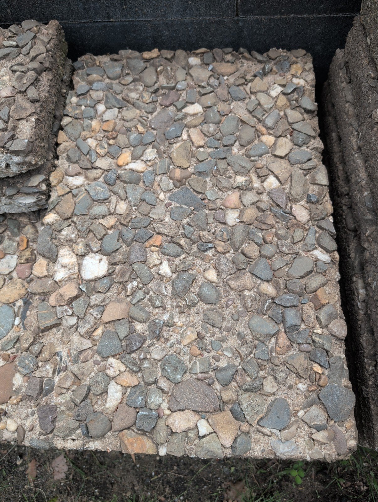 Grindtegels 46 stuks, Tuin en Terras, Tegels en Klinkers, Ophalen of Verzenden, Gebruikt, Beton, Terrastegels