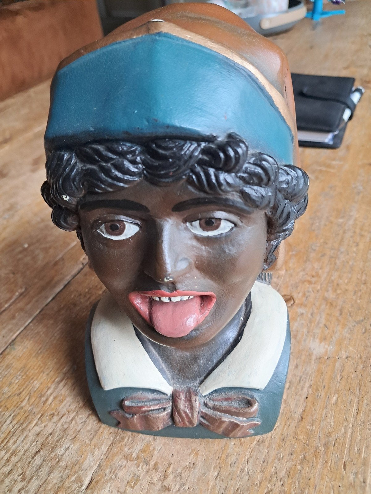 Oude stenen gaper, 18 cm hoog, Ophalen
