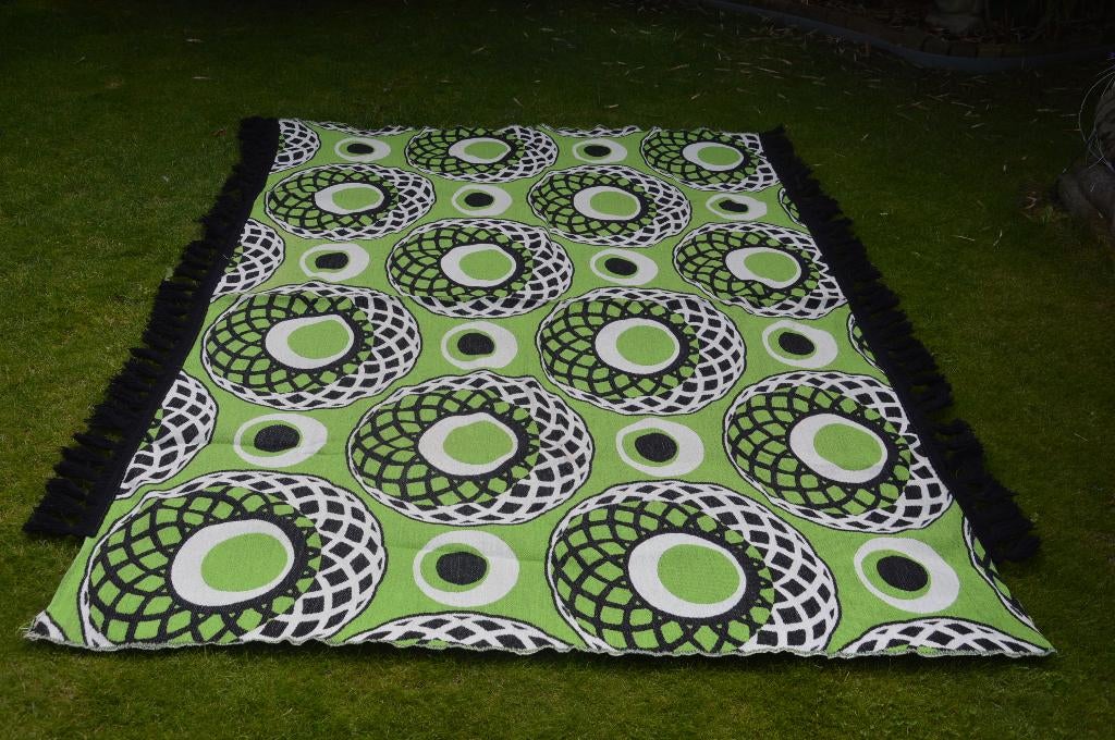 woondeken/ sprei groen, wit en zwarte ronde motieven 250cm, Tweepersoons, Ophalen of Verzenden, Groen, Deken of Dekbed