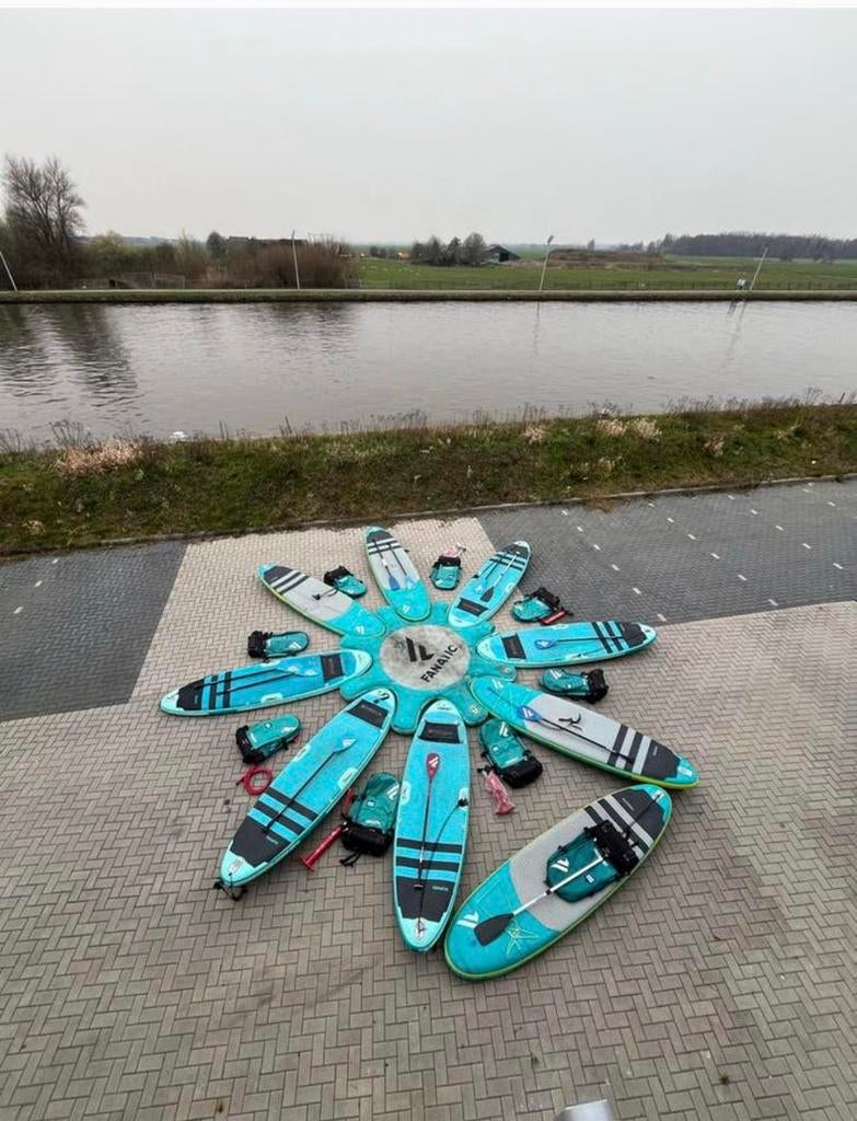 Complete SUP set 9 stuks en een sup eiland, Ophalen, Zo goed als nieuw, SUP-boards