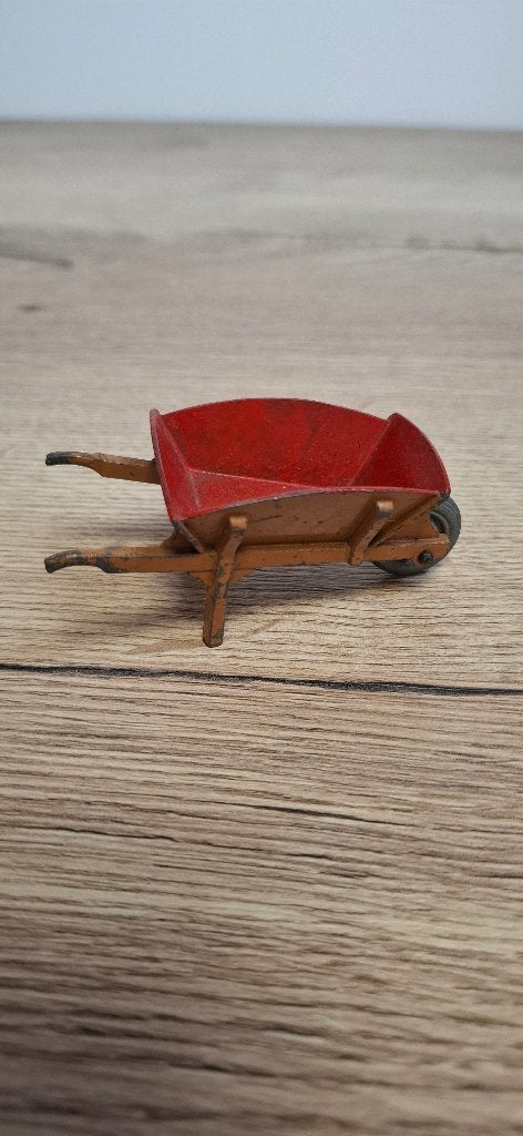 Vintage Dinky Toys Kruiwagen, Poppenhuis, Gebruikt, Onbekend, Ophalen of Verzenden