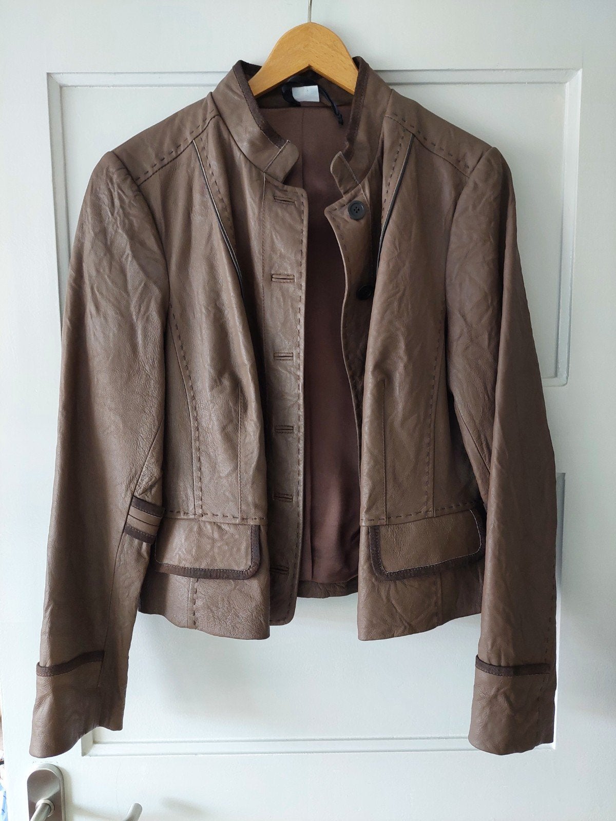 Stijlvol Bruin Imitatie Leren Jasje - Zo Goed als Nieuw, Kleding | Dames, Jassen | Zomer, Bruin, Maat 42/44 (L), Ophalen of Verzenden