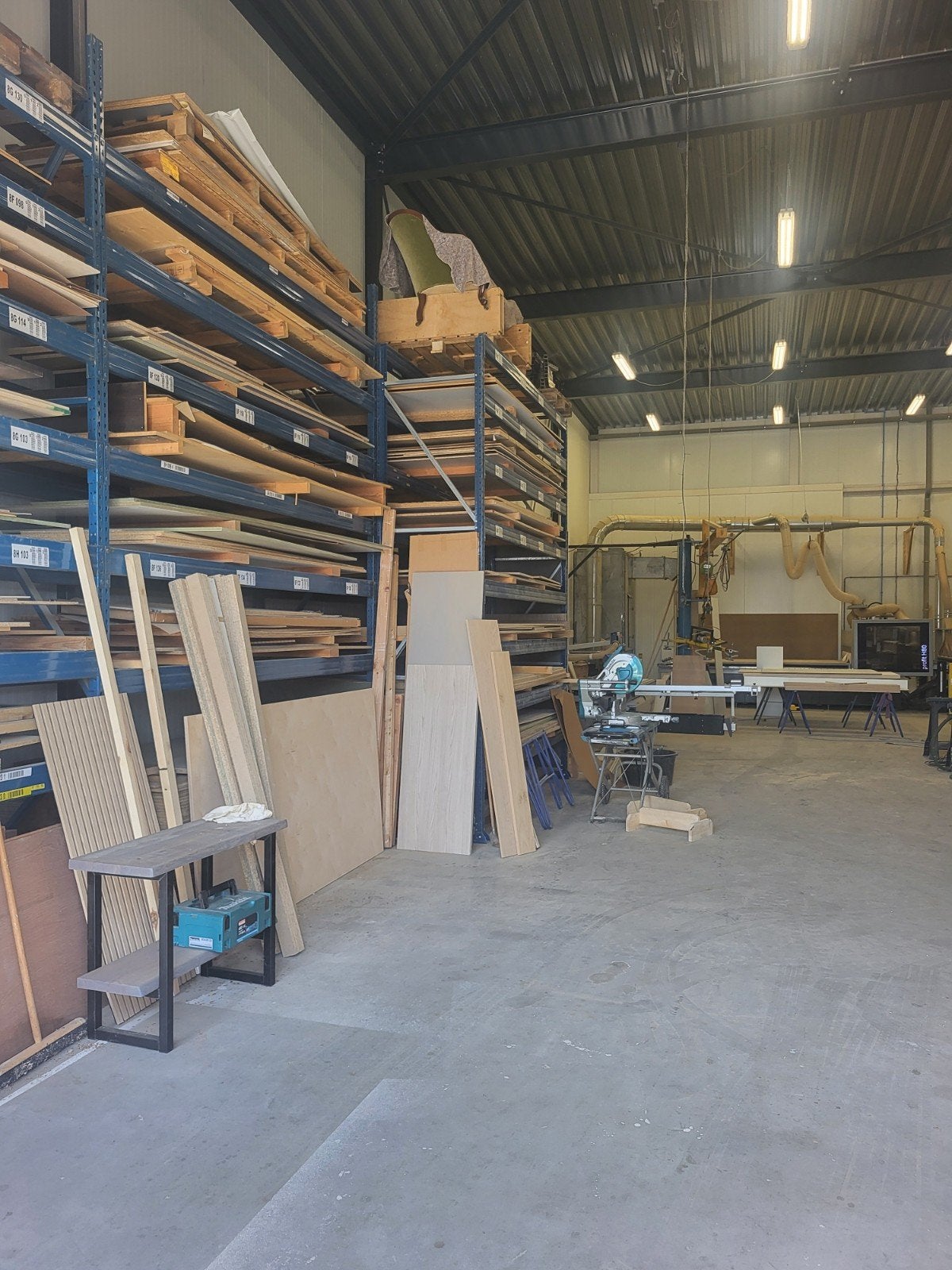 Meubelmakers werkplaats incl. Pand, Zakelijke goederen, Bedrijfs Onroerend goed
