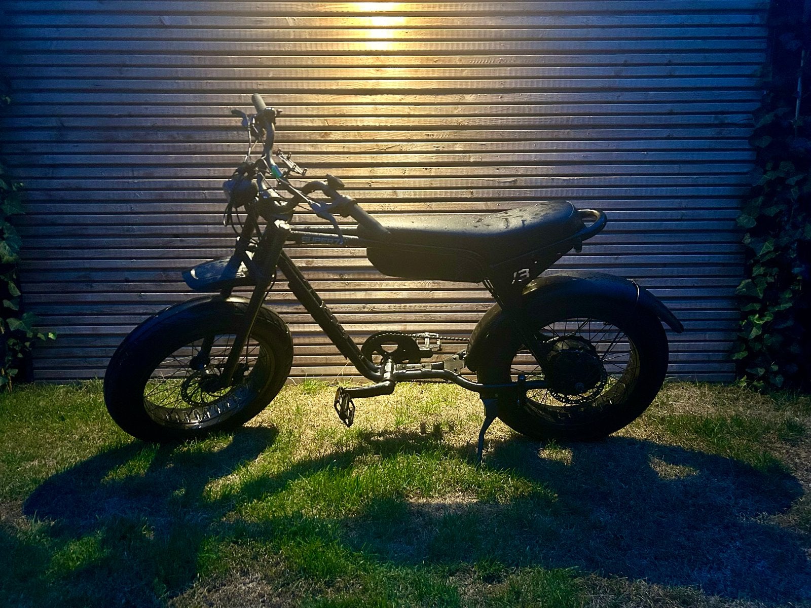 Super73 ZX - MATTE BLACK, Gebruikt, Minder dan 47 cm, 30 tot 50 km per accu, Ophalen