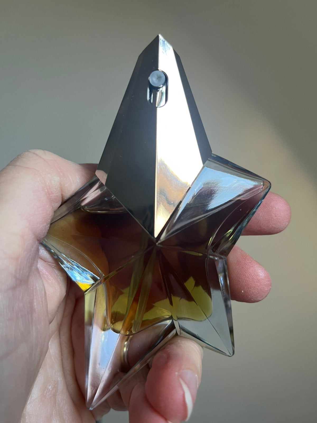 Thierry Mugler Angel eau de parfum vintage, Sieraden, Tassen en Uiterlijk, Uiterlijk | Parfum, Ophalen of Verzenden, Zo goed als nieuw
