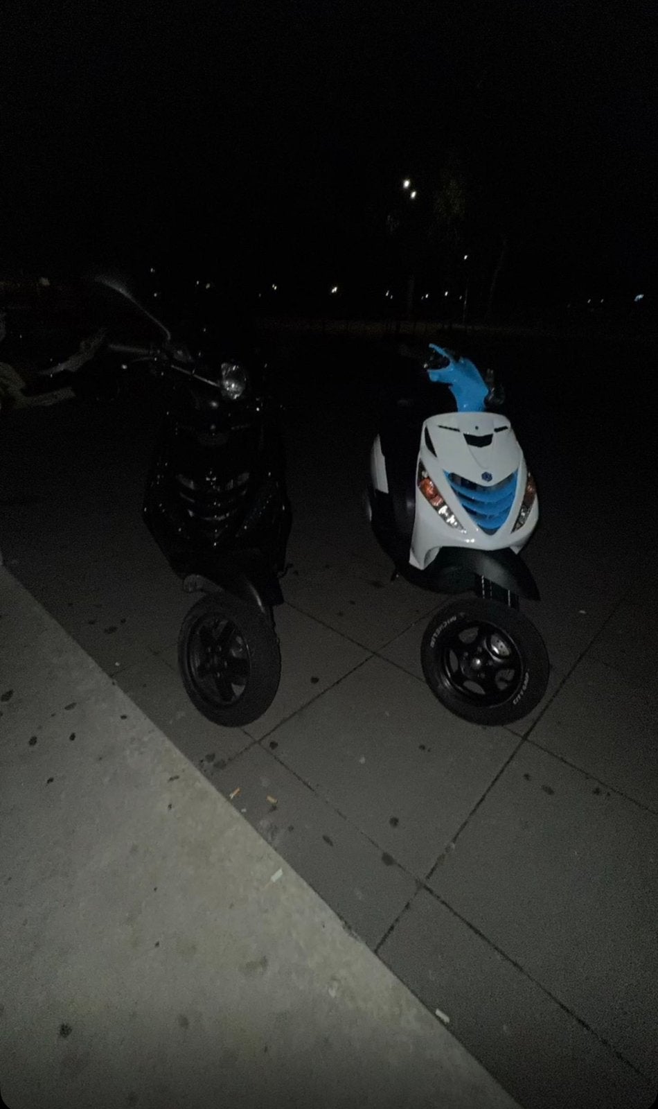Piaggio zip 70cc ‼️WAARDEPEILING‼️, Ophalen, Zo goed als nieuw, Tweetakt, Zip