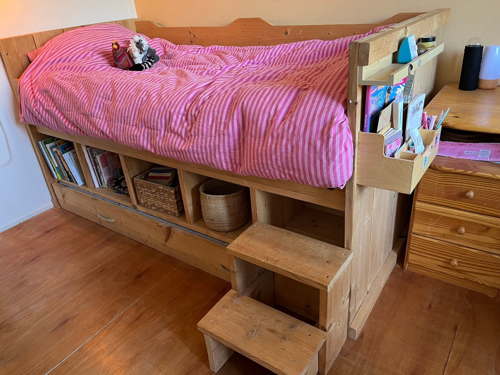 Kinder bed, Ophalen, Zo goed als nieuw, Hoogslaper