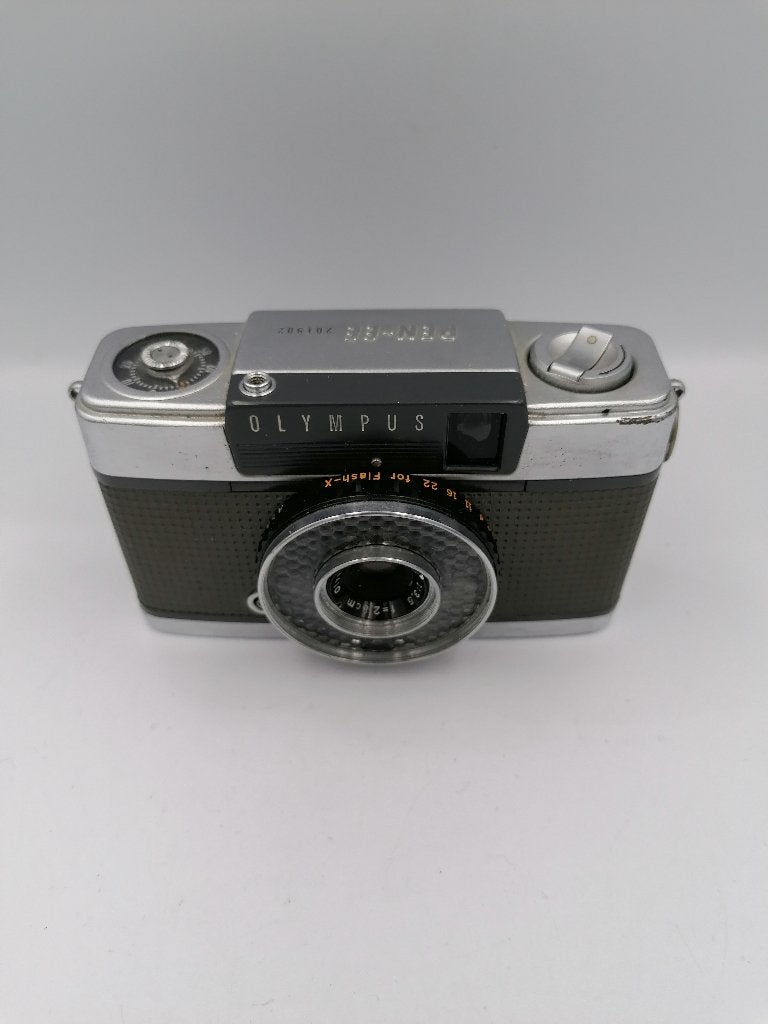 Olympus Pen EE vintage half-frame analog camera, Audio, Tv en Foto, Fotocamera's Analoog, Ophalen of Verzenden, Compact, Olympus