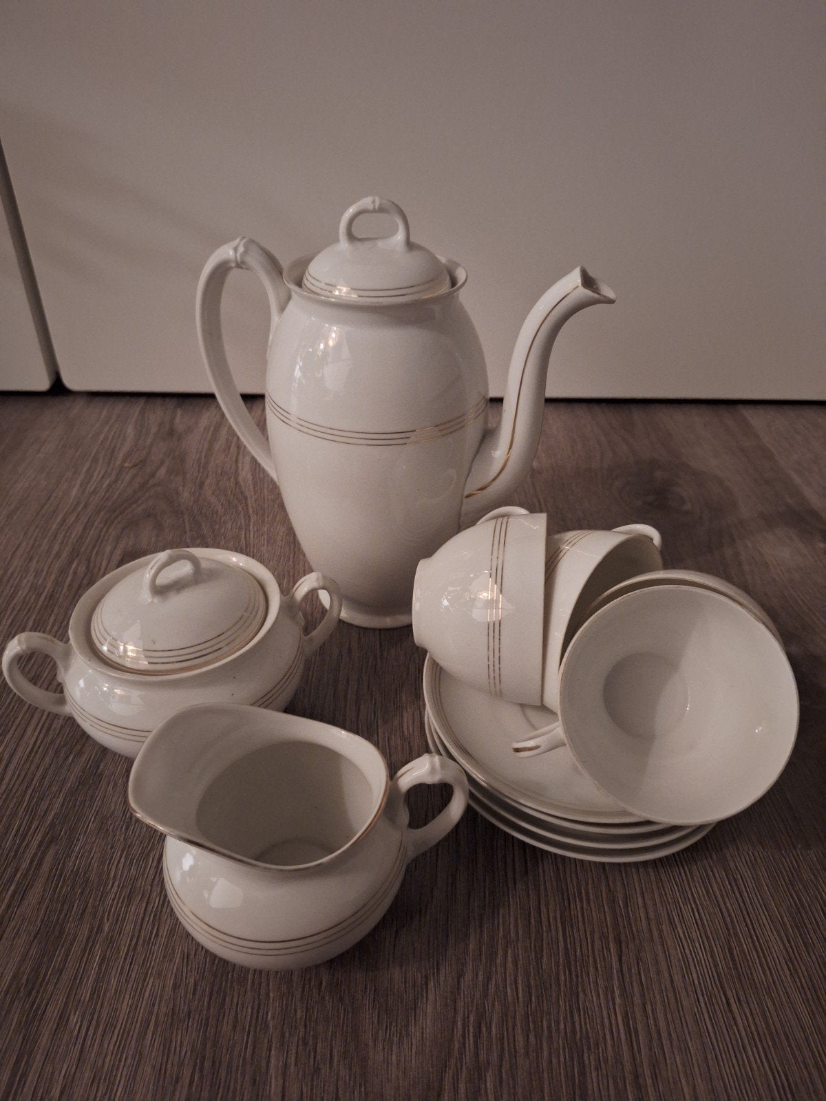 MZ Altrohlau servies met een gouden randje, Ophalen